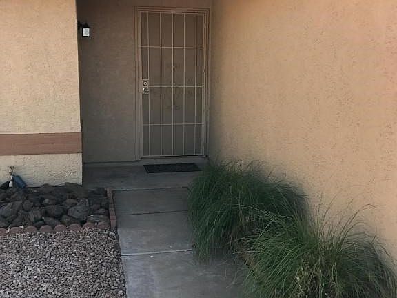 3013 W Ross Ave - MLS Pic #2