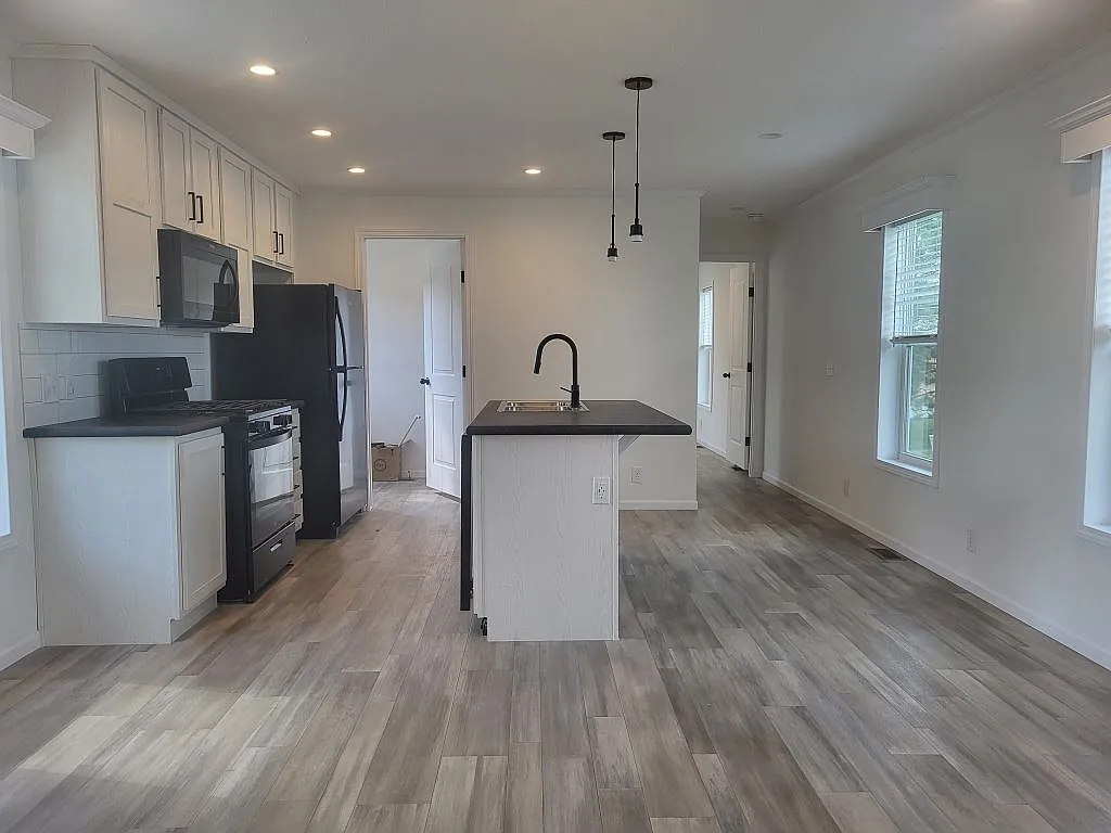 Building Photo - 8 Drake Ln #8DRAK