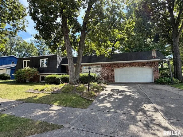 4804 W Knob Oak Dr, Peoria, IL 61615