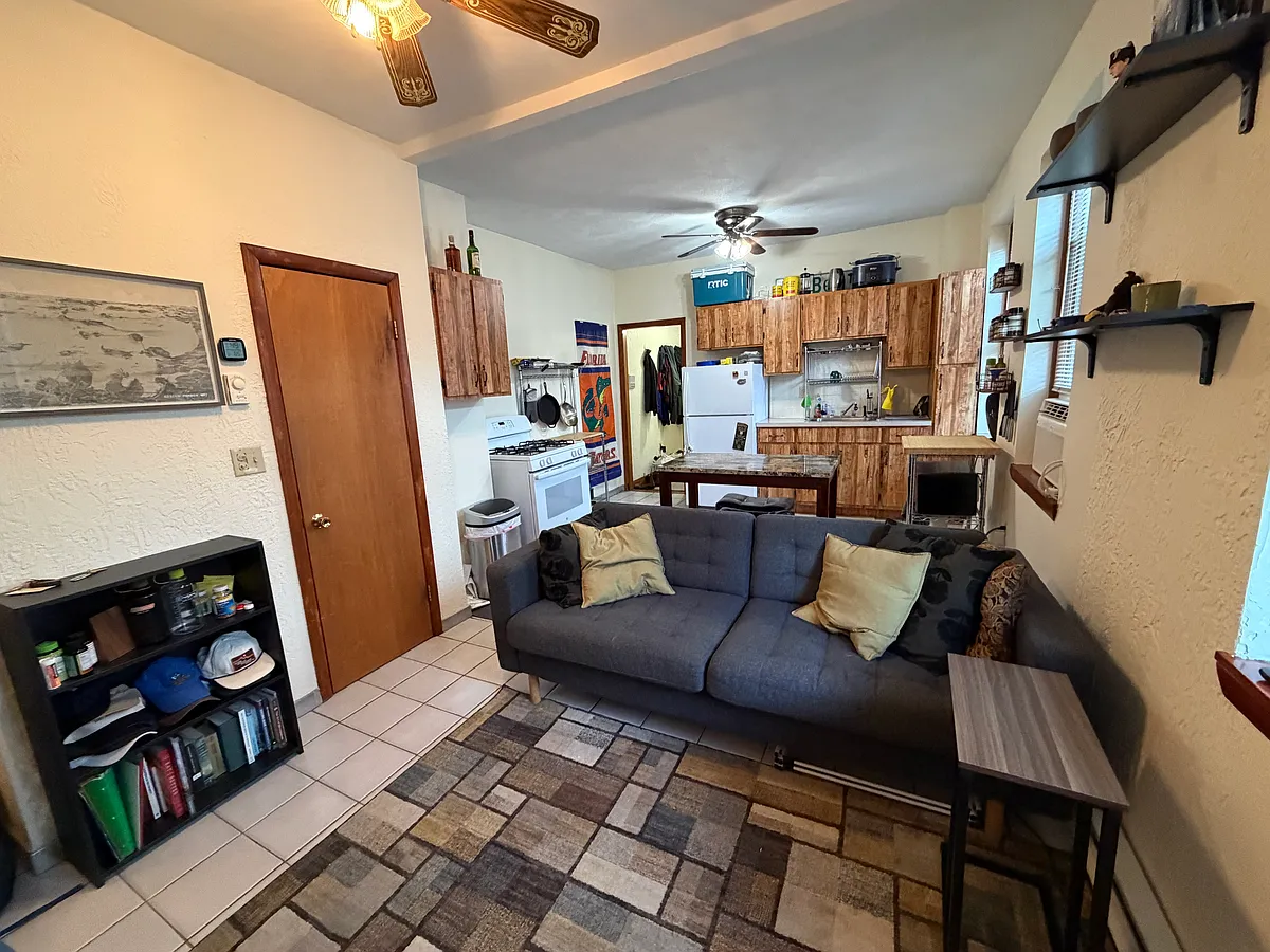 Building Photo - 135 Endicott St #5R