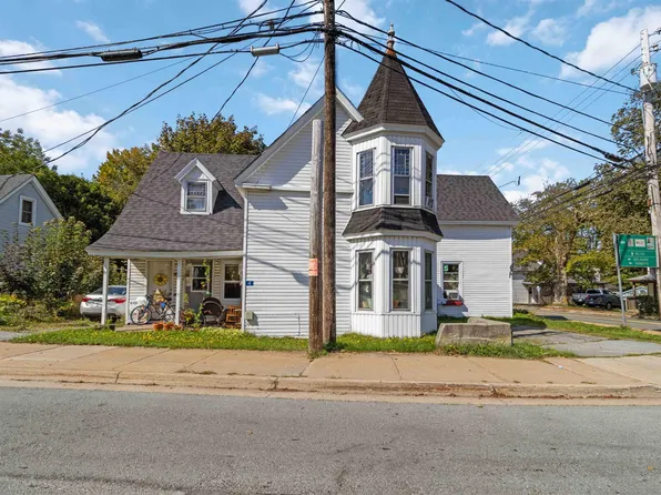 4 Old Port Mouton Rd, Liverpool, NS B0T 1P0