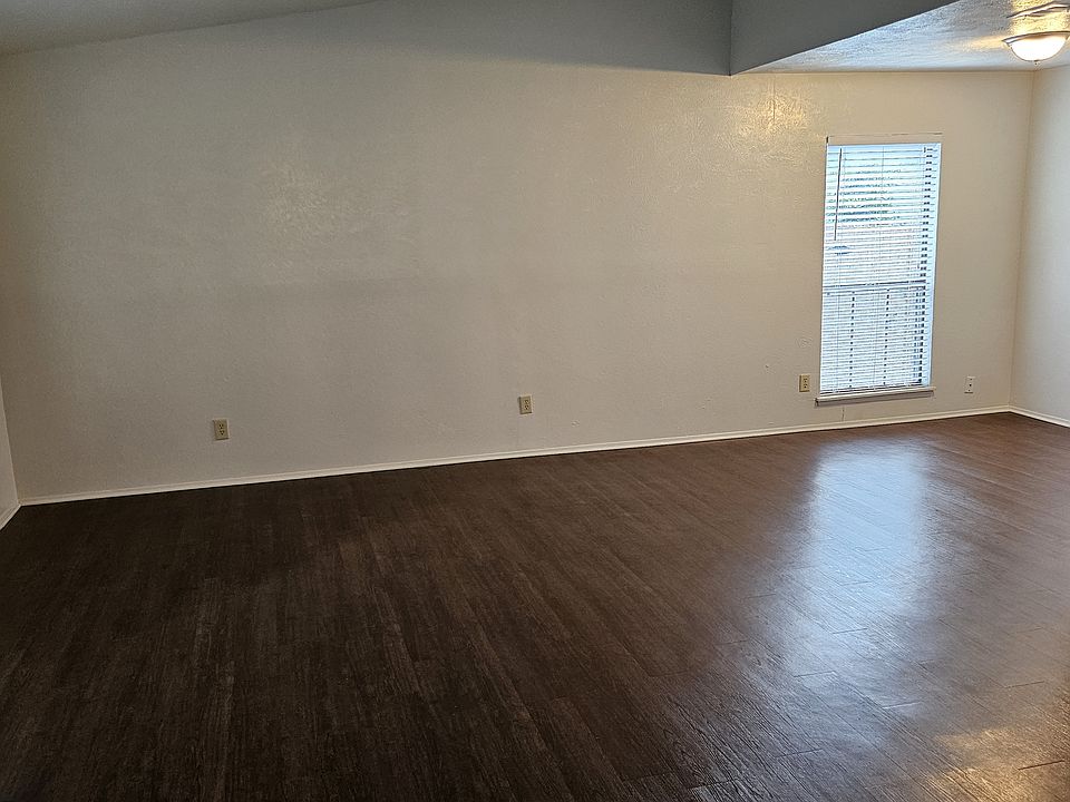 1st image of 4132 Silverberry Ave