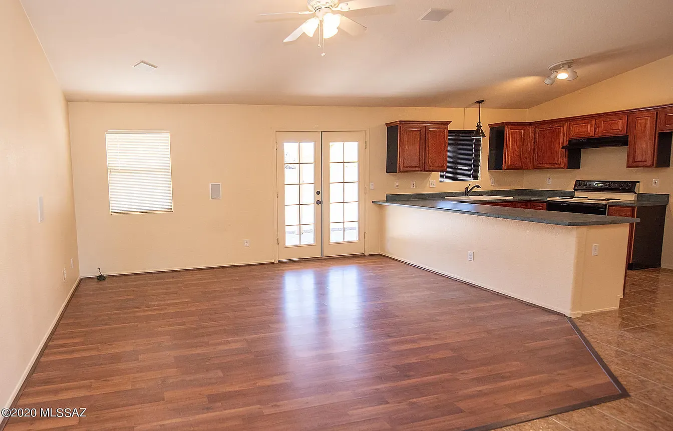 3 bed, 1738 sqft, $1,750 — Photo 3
