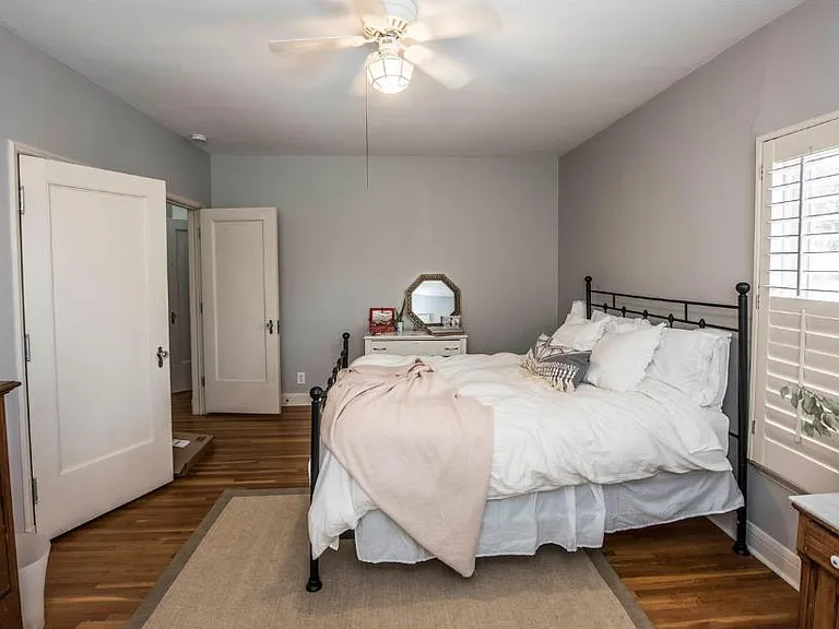 2931 Ewing Ave S #1 — Photo 5