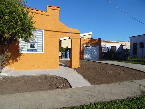 2nd image of 8116 S Denker Ave