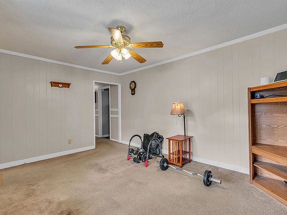 5th image of 122 Raintree Dr