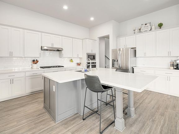 2nd image of 108 Argo Cv