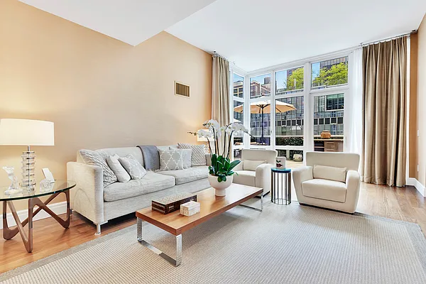 Rented by Corcoran | media 2