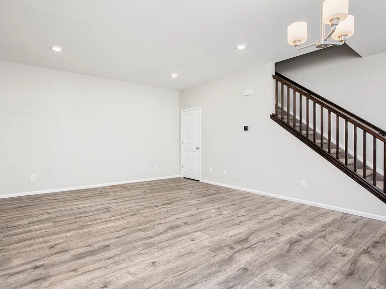 5725 N Hanover St — Photo 12