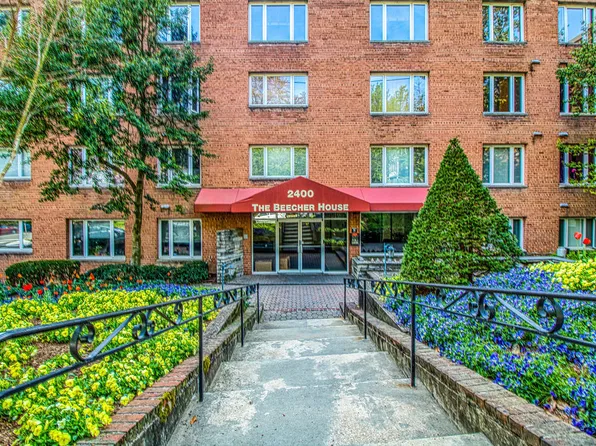 2400 41st St NW APT 504, Washington, DC 20007