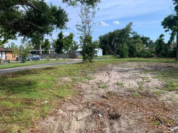 2101 E 8th St, Panama City, FL 32401