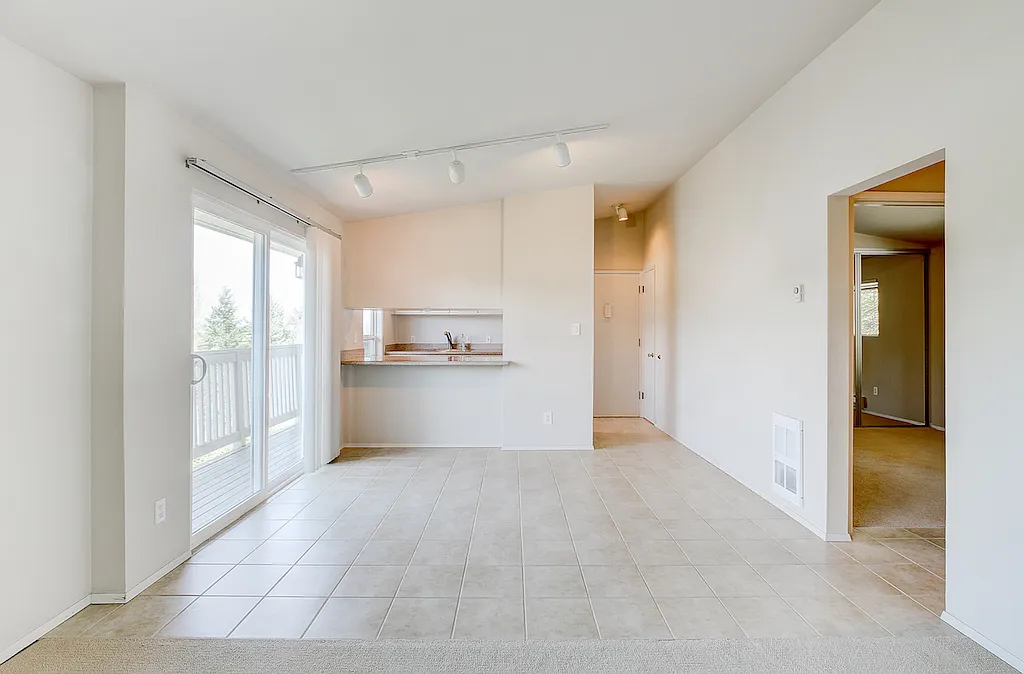 Mercer View Apartments — Photo 4