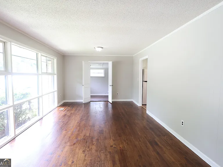 1465 Irwinton Rd — Photo 5