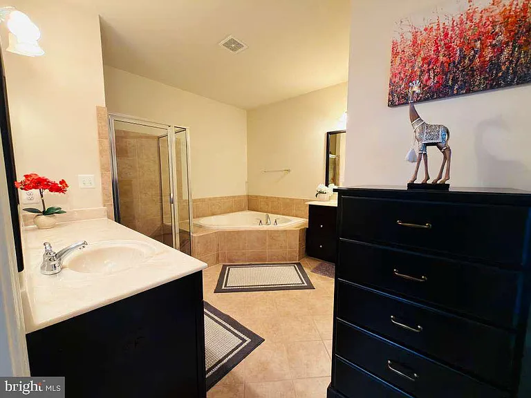 43088 Old Ryan Rd — Photo 36