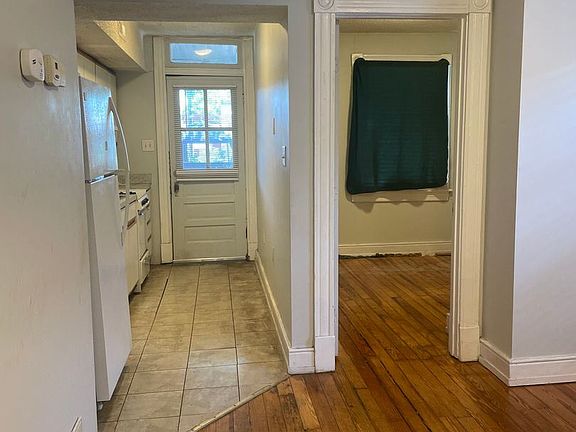 4th image of 2603-2605 Parkwood Ave #2605-2
