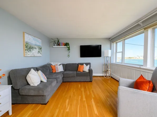 7 Dorchester St APT 3, Quincy, MA 02171