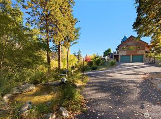 16495 S Lakeshore Rd, Chelan, WA 98816