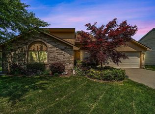 45114 Saltz Rd, Canton, MI 48187