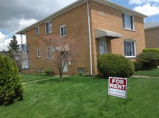 3330 Snow Rd, Parma, OH 44134