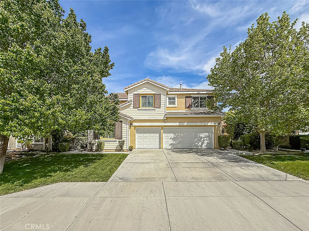 43864 Firewood Way photo 1