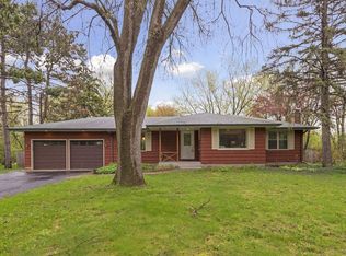 8340 Riverview Ln N, Brooklyn Park, MN 55444