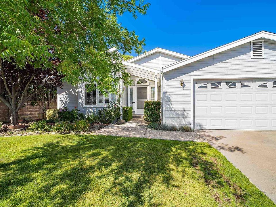 1st image of 12720 Robinia Cir Space 28