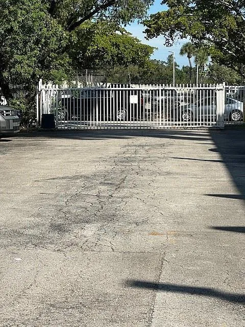 1 bed, 1.0 bath, $1,600 — Photo 4