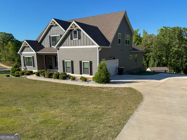 14 Shadybrook Path, Newnan, GA 30263