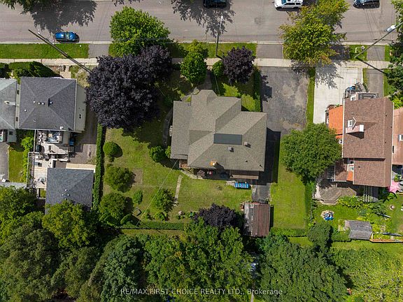 3rd image of 348 Ambrose St