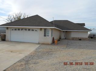 15158 Aspen St, Hesperia, CA 92345