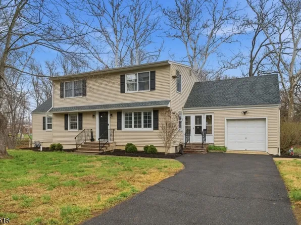 371 Elizabeth Ave #A, Somerset, NJ 08873