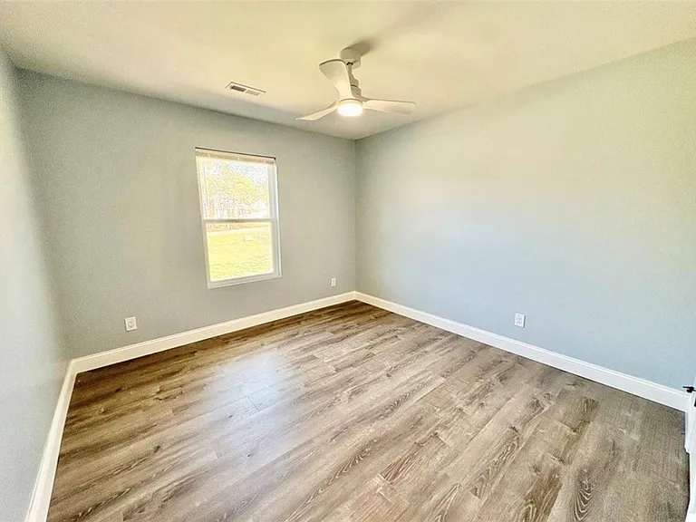 113 Aycock Dr — Photo 16