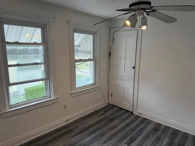 500 Russellwood Ave — Photo 16