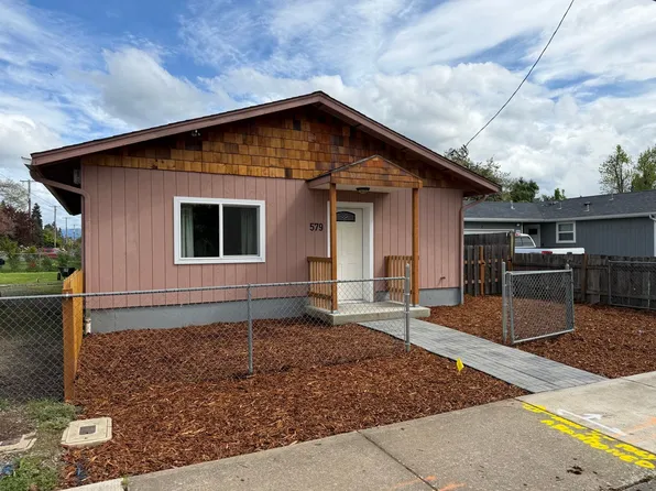 579 N 51st St, Springfield, OR 97478