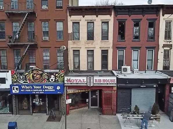 303 Halsey St, Brooklyn, NY 11216