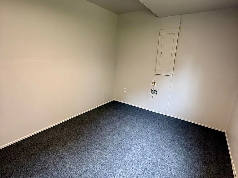 292 Holland St — Photo 15