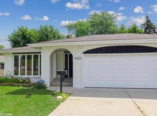 9145 Columbia Ave, Munster, IN 46321