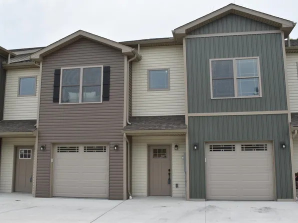 22 Goliath Dr #2, Shinnston, WV 26431