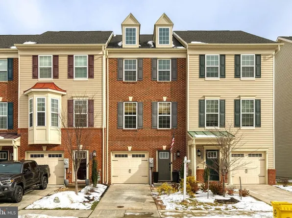8349 Daydream Cres, Pasadena, MD 21122