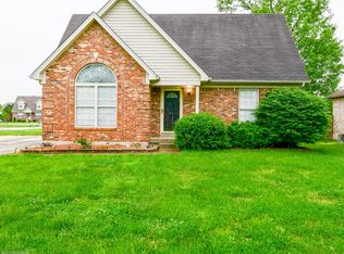 352 Tara Cir, Shepherdsville, KY