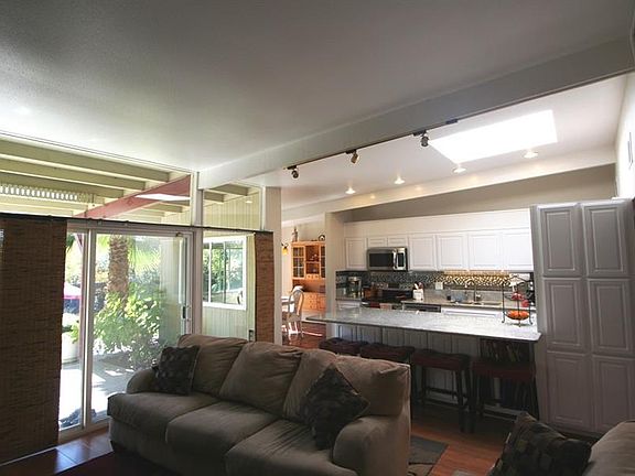 4th image of 7675 Northeast Cir