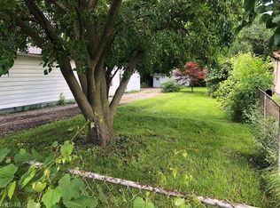 1827 Brevier Ave, Cleveland, OH