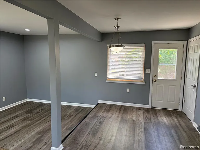 32246 Oakview Dr — Photo 11