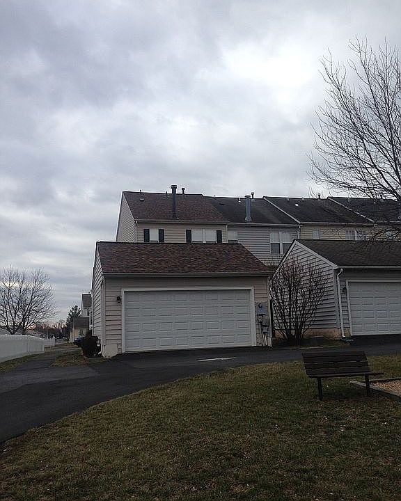 2nd image of 42940 Chesterton St
