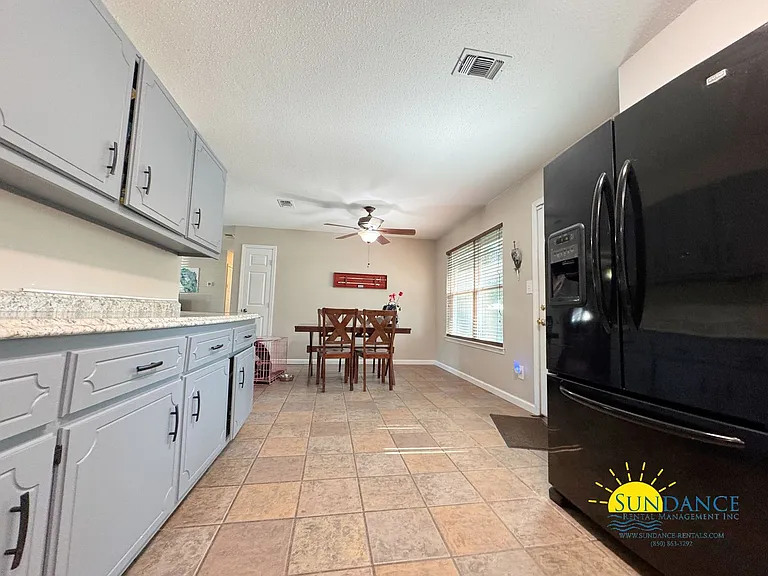 48 Cape Dr NW — Photo 5