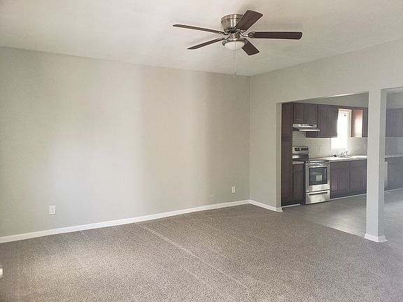4th image of 1008 Ironmoulders St