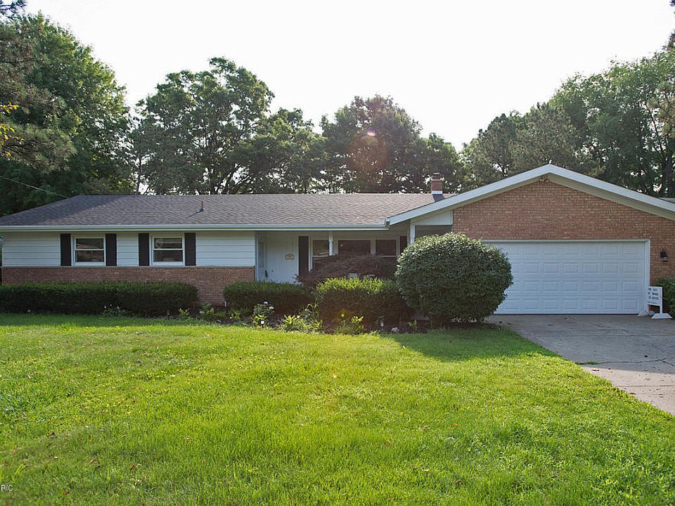 1st image of 496 S Moorland Dr