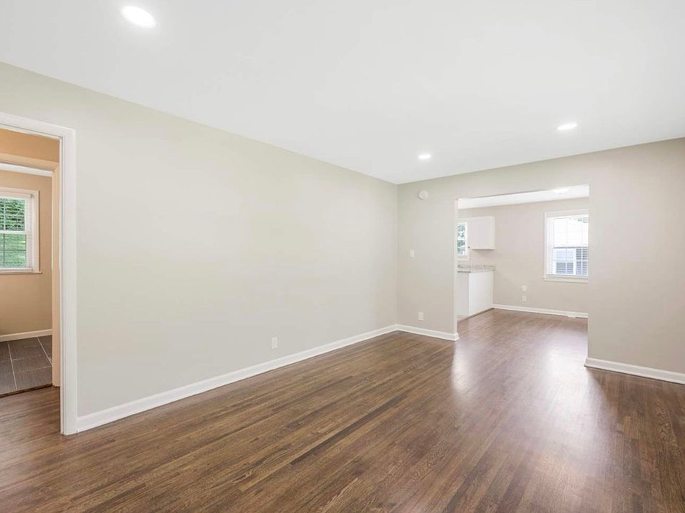 1st image of 600 Durrett Dr