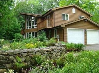 755 Main Rd, Granville, MA 01034