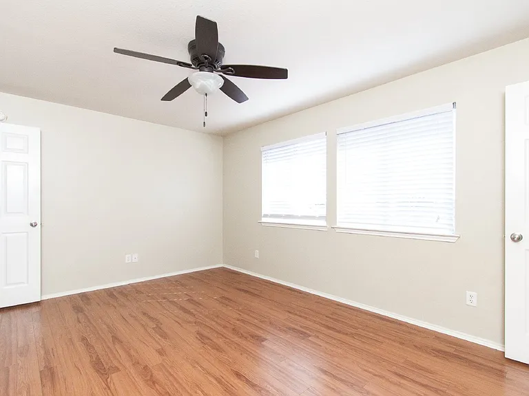 5503 Bridgewood Dr — Photo 24